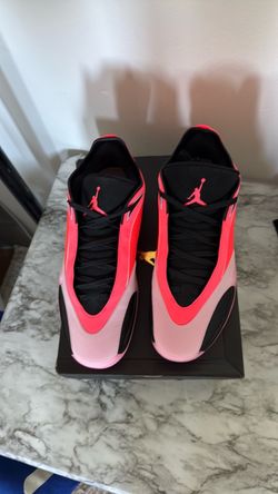 Jordan Triangle performance basketball shoe in the Black/Hyper Punch/Medium Soft Pink