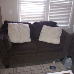 Couch & LoveSeat
