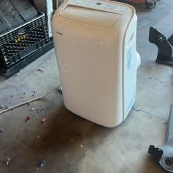 Toshiba Portable Air Conditioner 