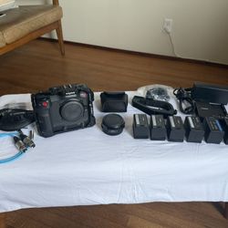 Canon C70 Kit with Accessories Low Hours! 