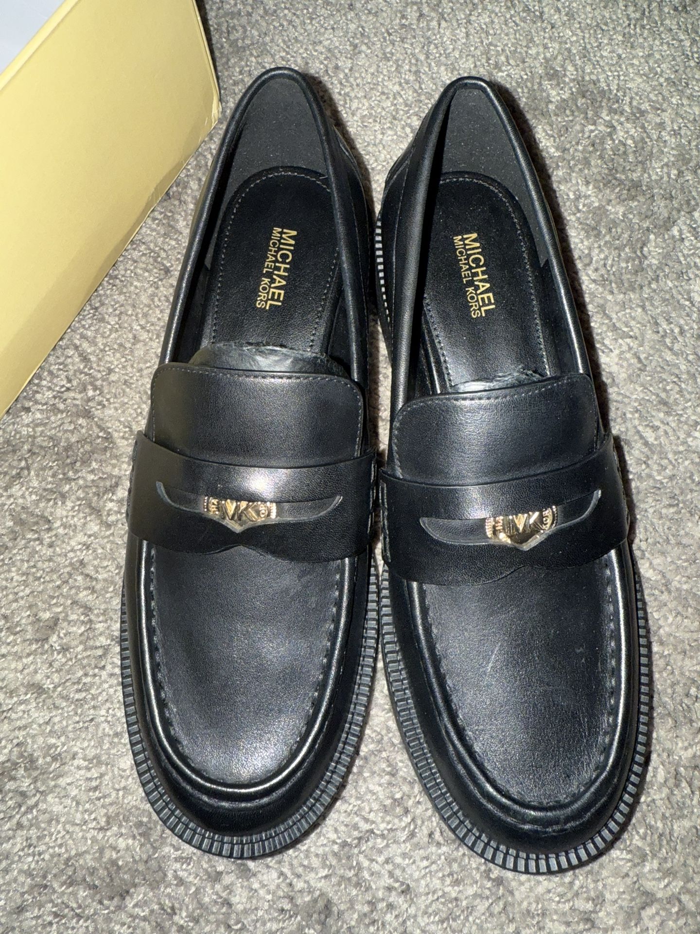MK Shoes Loafer