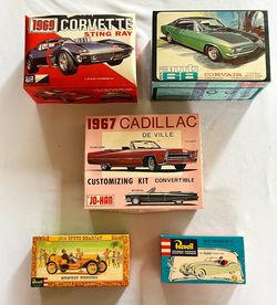 Vintage 1950’s & 60’s Model Car Kit Private Collection - 5 Kits