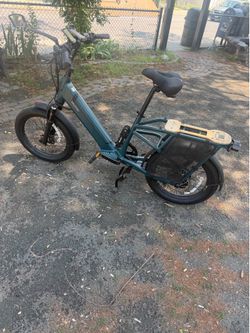 Velotric Packer 1 Electric Cargo Bike
