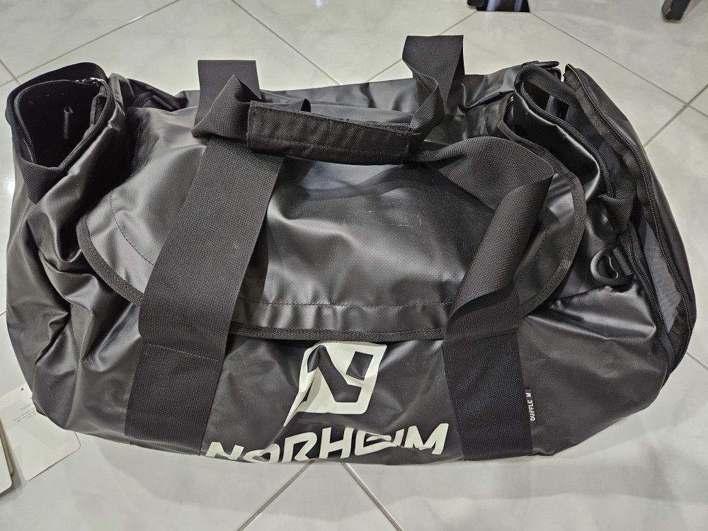 Norheim Norwegian Duffel Bag Backpack Straps Large High Quality 65L Duffle 