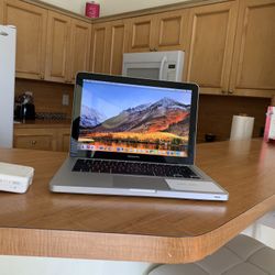 MacBook Pro i5 Microsoft Office 