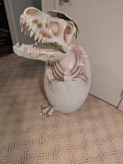 Motion Activated Hatching Dinosaur Egg (FIRM ON PRICE)