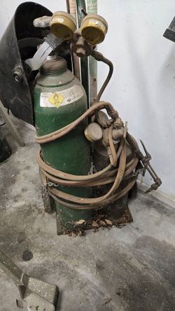 Oxy acetylene torch