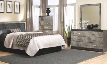 New Grey Beautiful Bedroom Suite Set! Awesome deals on mattress sectional couch and loveseat bed furniture and more!
