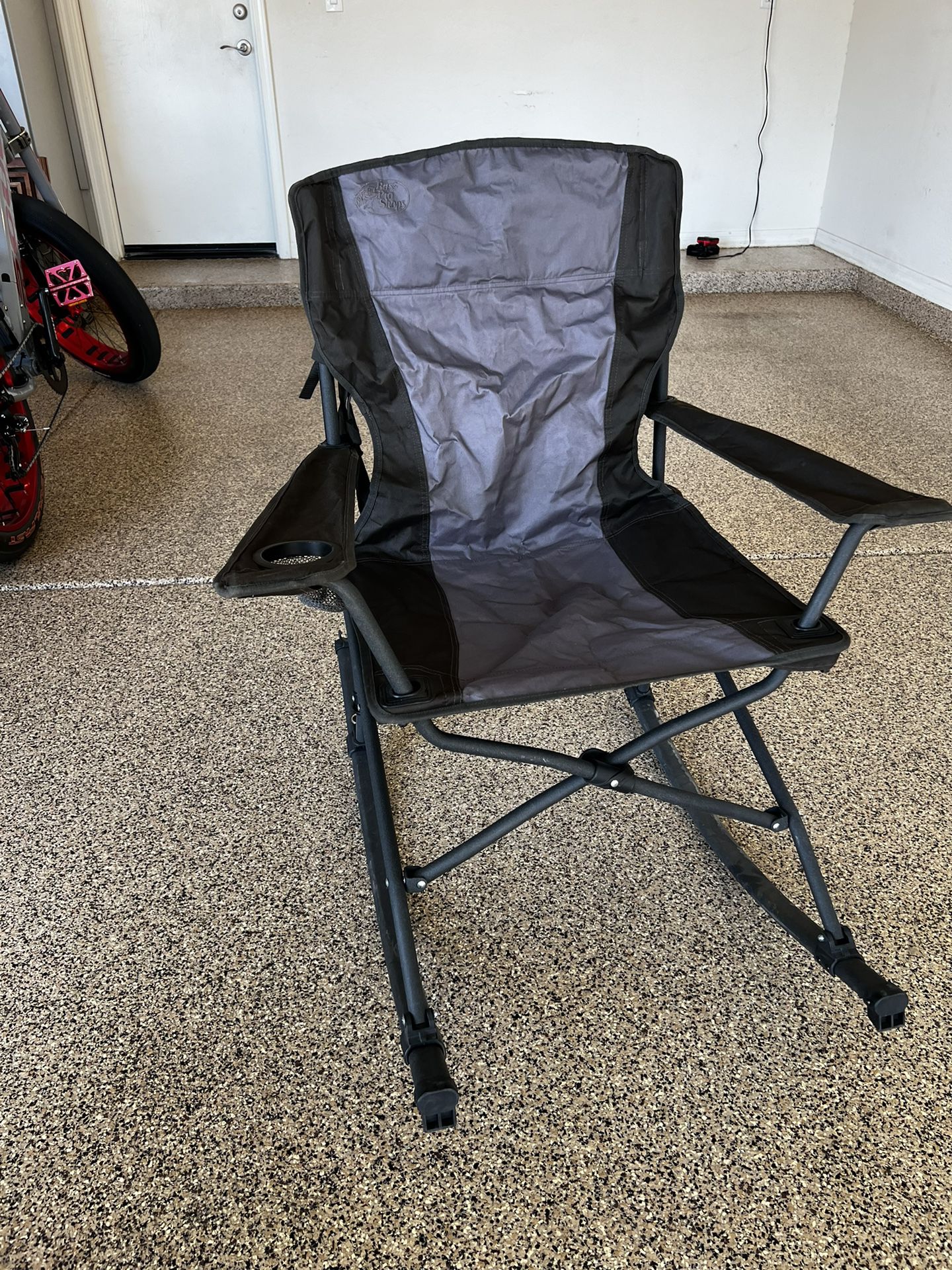 Bass Pro Camp Rocking Chair