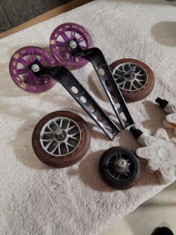 Training wheels and parts