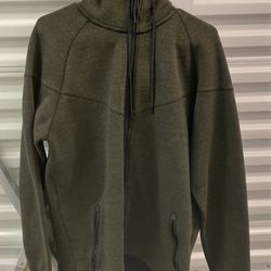 Mens Large Nike Tech Sweatshirt