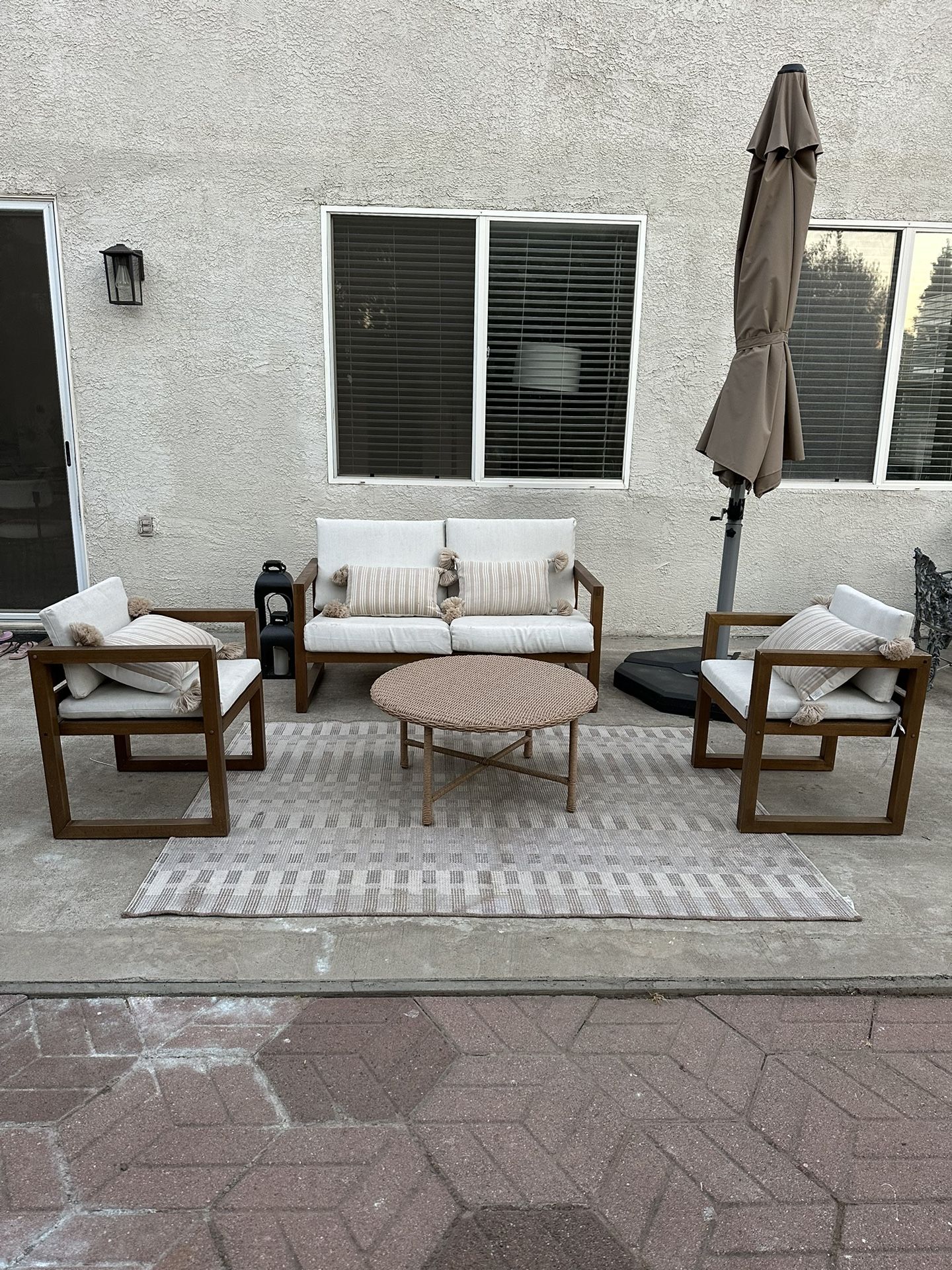 Outdoor Patio Furniture Set