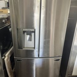 LG refrigerator French Door Stainless Steel 