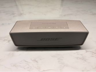 Bose soundlink mini ii, like new condition