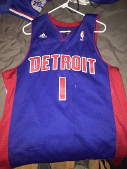 Pistons jersey