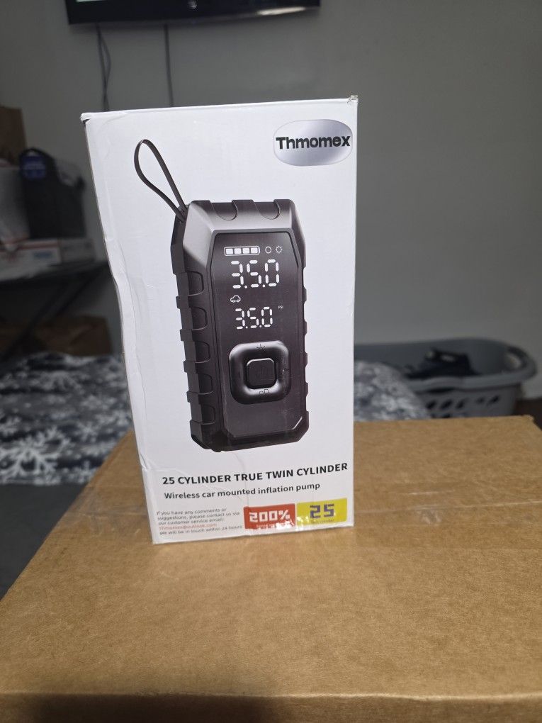 Wireless Car Mounted Inflation Pump/ Emergency Light.