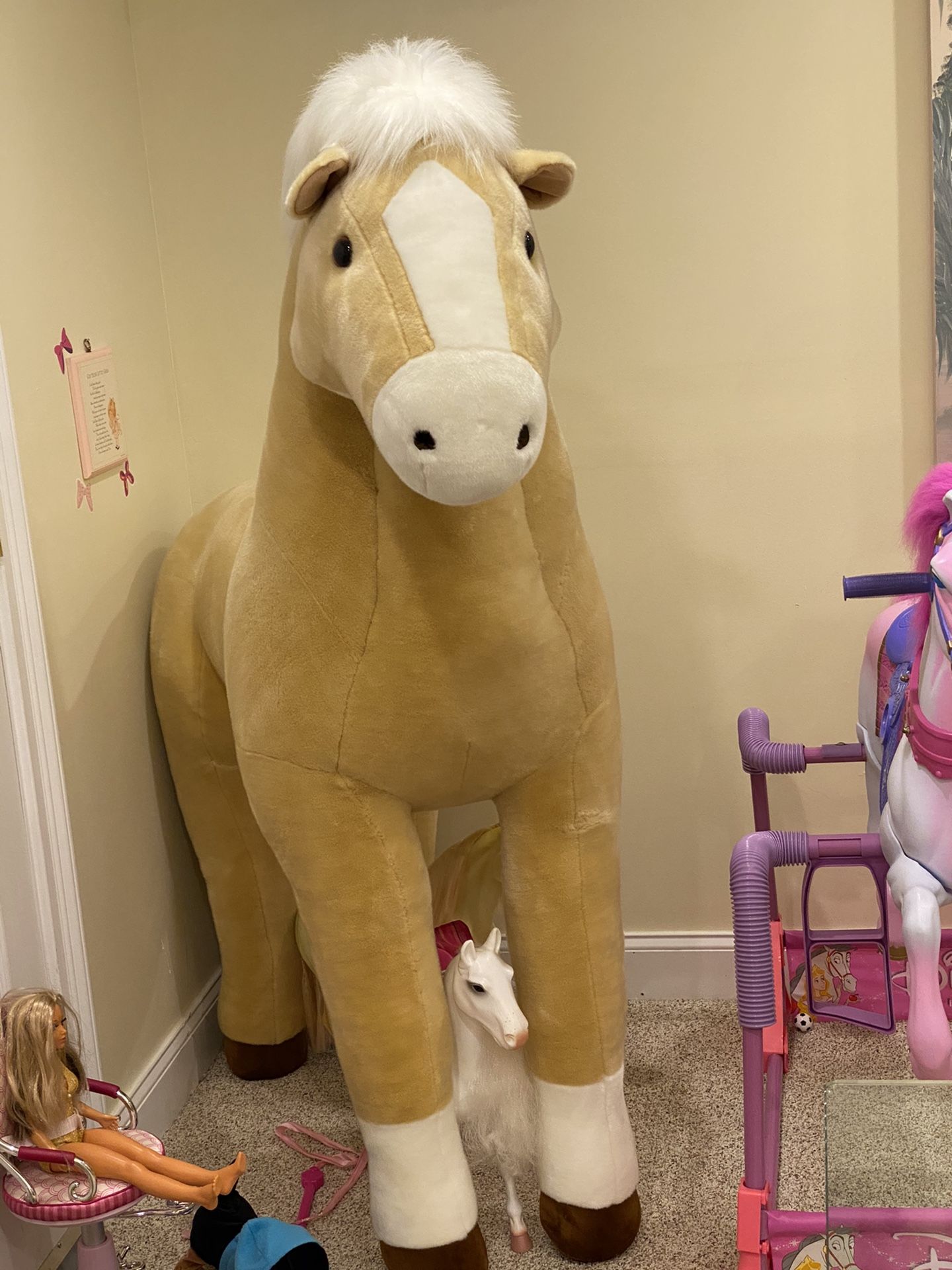 HORSE 🐴 UNICORN 🦄 LIFE SIZE 5 1/2 FT TALL X 5 1/2 LENGTH