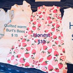 Baby swaddles