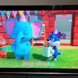 Panasonic 50" full HD TV everything works great comes with remote 