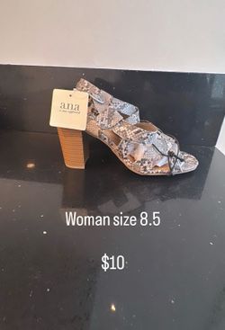 Woman’s shoe