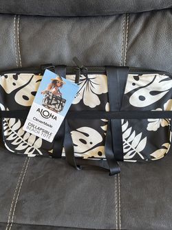 Aloha collapsible beach tote. 21L x 11W x13H