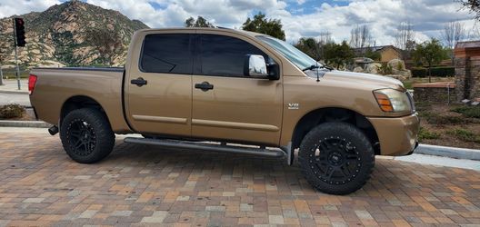 2004 Nissan Titan