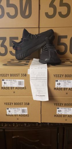 Adidas yeezy boost 350 V2 black! Deadstock w/receipt! Jordan Nike supreme 100% authentic