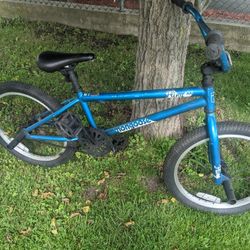 Mongoose 20" Bmx Bike