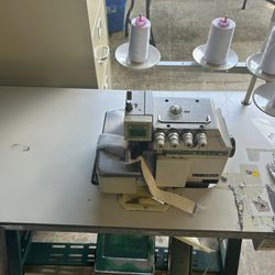 I’m Selling Two Sewing Machines 