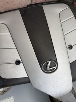 Lexus SC430 Engine Cover