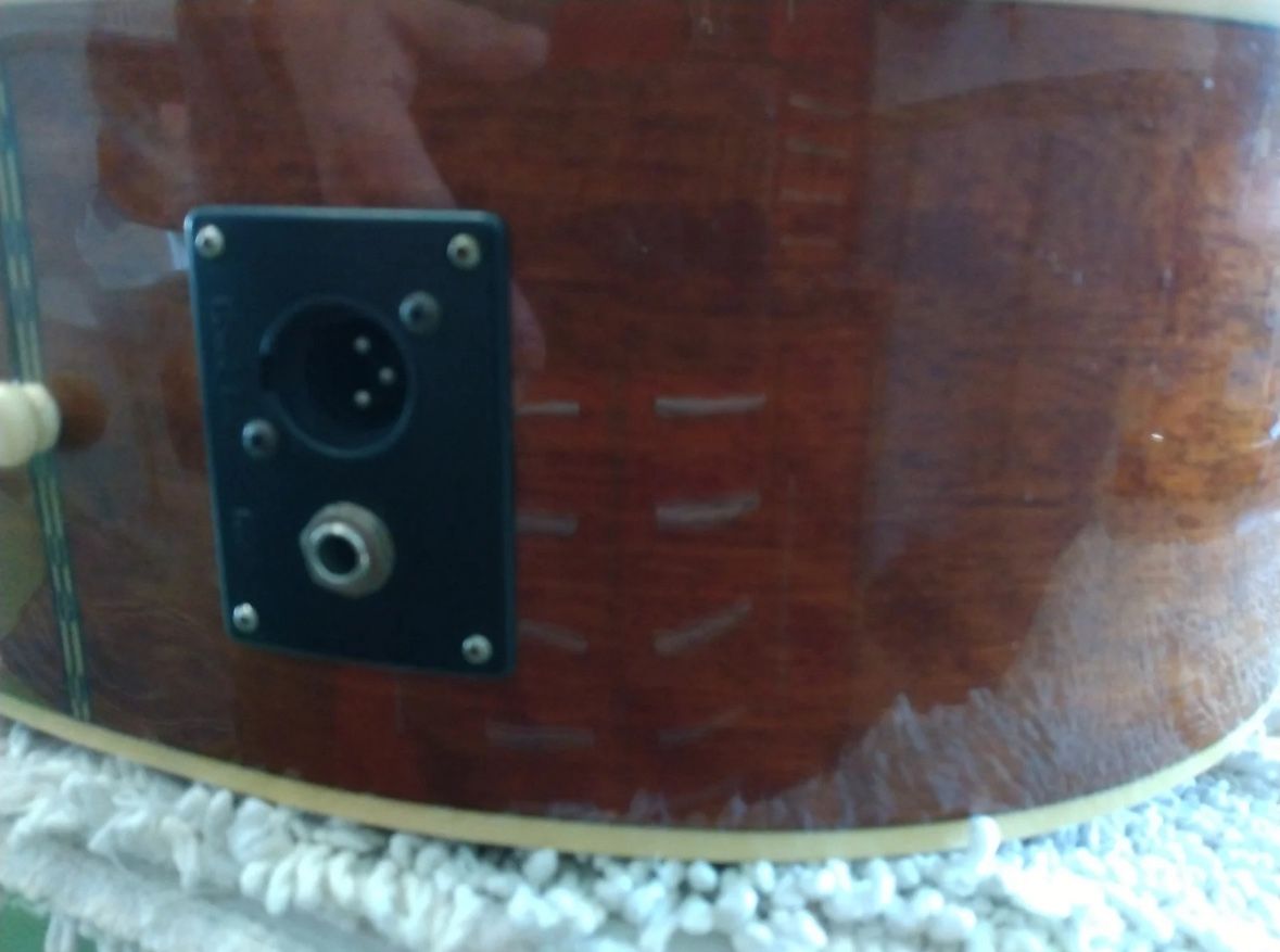 Epiphone/Gibson SJ 28 CE
