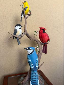 Collectable PORCELIN birds