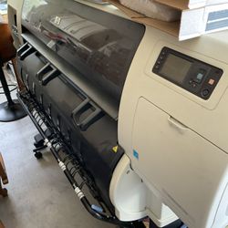  Hp T7100 Plotter Banner Printer