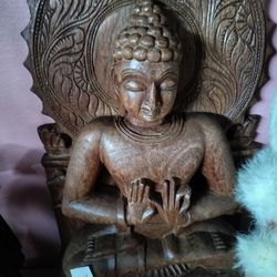 Hand carved vintage Buddha 