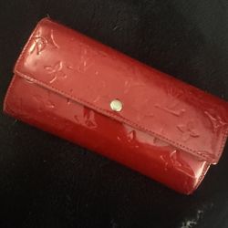 LV Wallet 