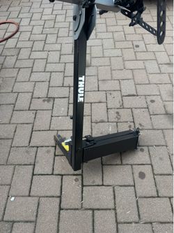 Thule 4 bike swing out rack