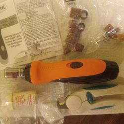 Wahl Dog Grooming Kit for Nails And Coat Nearly Brand New With Case