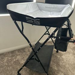 Kinder King Diaper Changing Table 