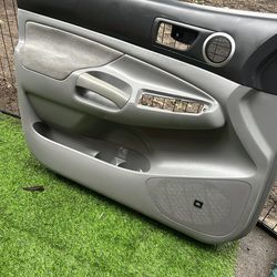 05-15 TACOMA Graphite Gray Front Driver LH LF Door Trim Panel Factory OEM JBL