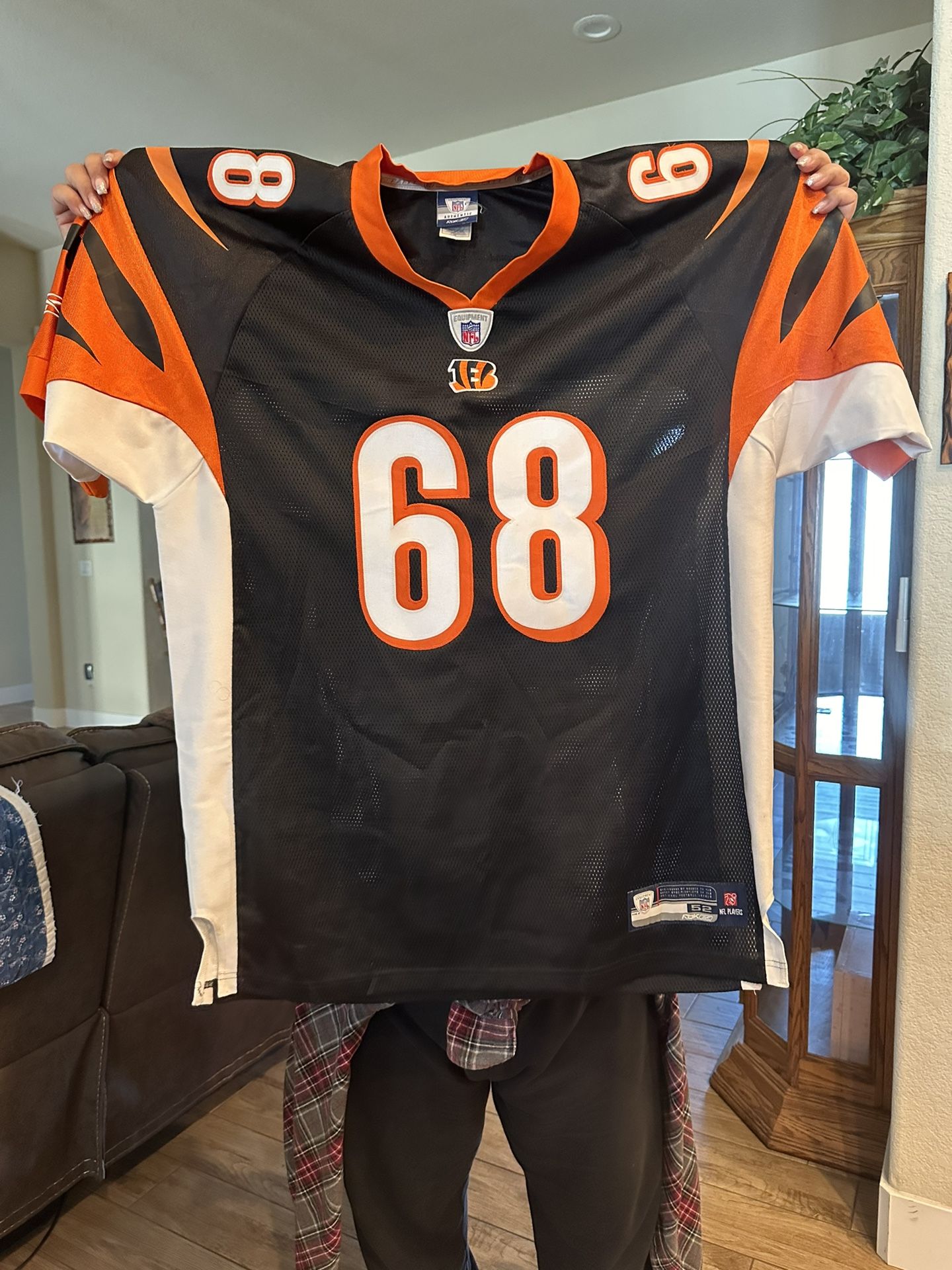 Cincinnati Bengals Size 52