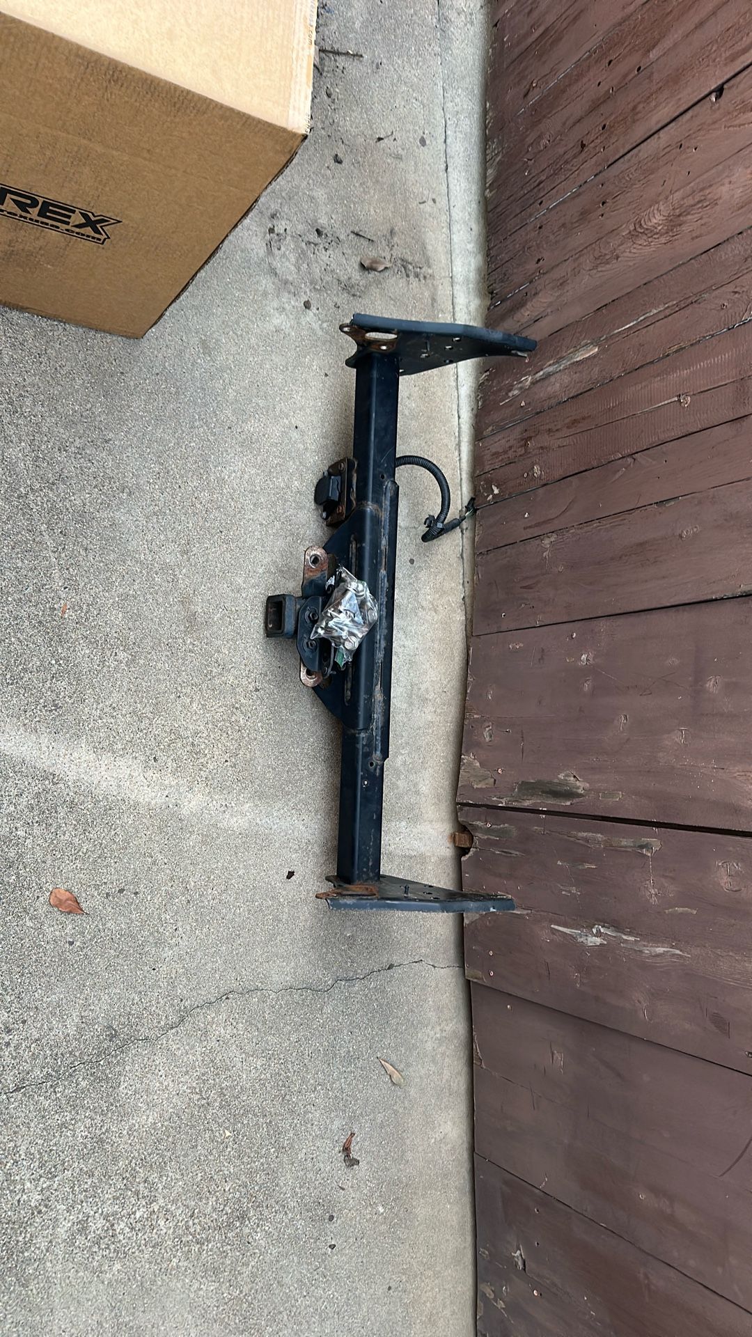 oem toyota tacoma 2nd gen hitch