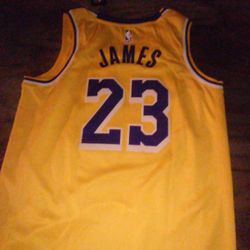 Lakers Jersey Size LG 