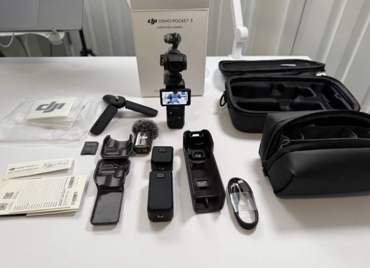 DJI Osmo Pocket 3 Creator Combo! BARELY USED! WITH BOX