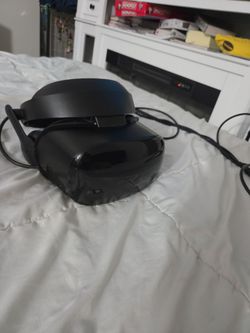 Windows Mixed Reality VR Headset