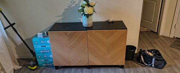 TV stand new