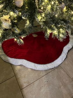 Christmas Tree Skirt