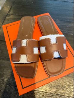 Women sandals