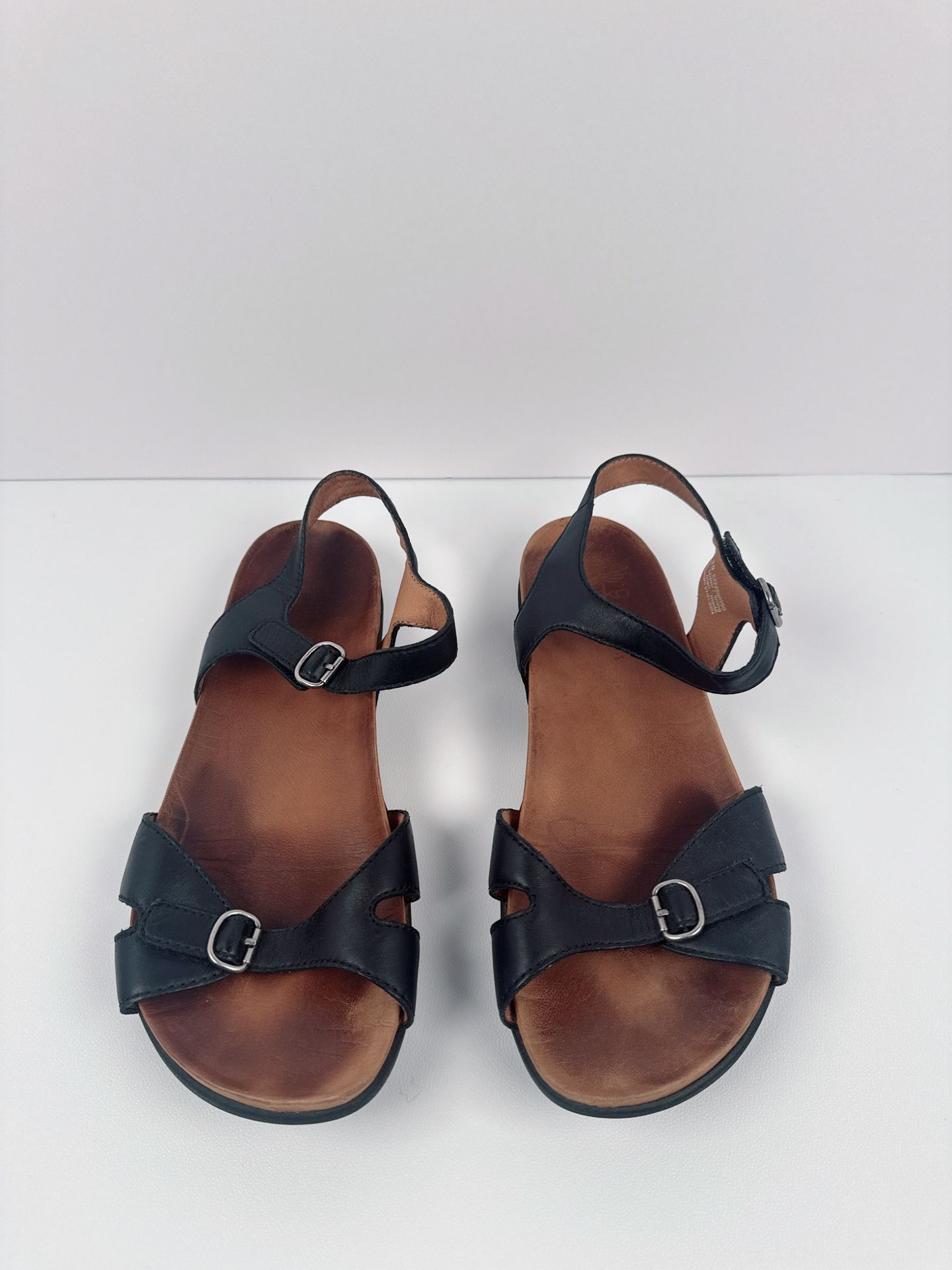 Dansko Judith Adjustable Sandal for Women Leather Linings and Uppers Sz 39 Black