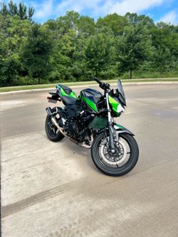 2022 Kawasaki Z 400