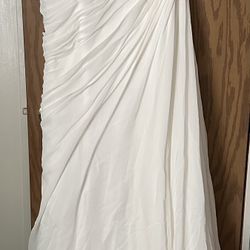 Davids Bridal Wedding Dress  Thumbnail